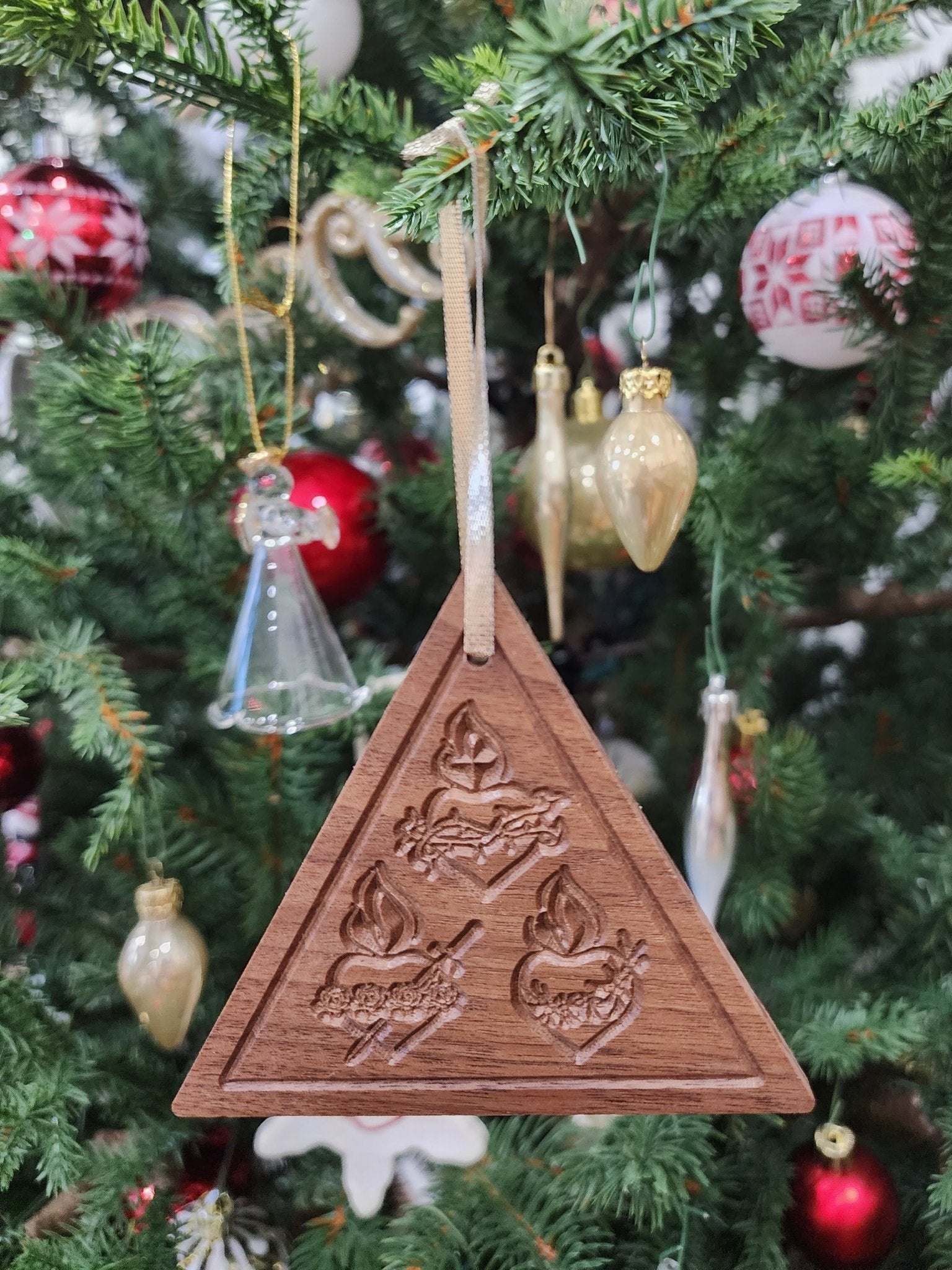 Holy Family Hearts Ornament - Harmony Hand Woodcrafts